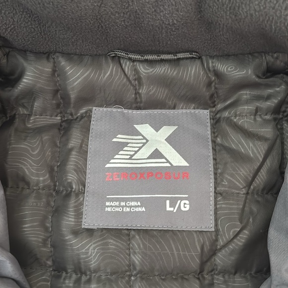 EUC Men’s Winter Jacket Size Large - Picture 2 of 8